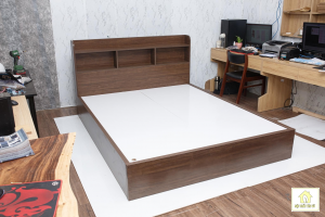 Giường ngủ 070